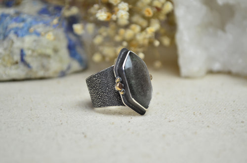 Silver Sheen Obsidian Textured Wide Band Ring w/ 14K Accents (Size 9 1/2)