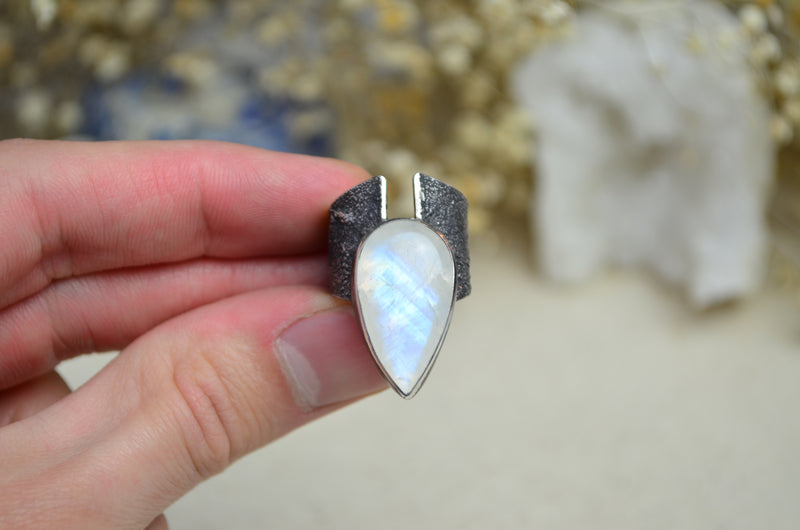 Rainbow Moonstone Textured Wide Band Ring (Size 7)