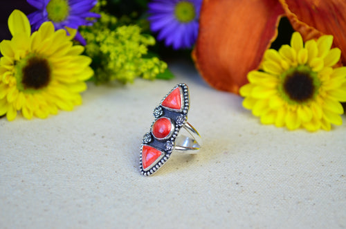 Red Spiny Oyster Ring (Size 6 1/4)