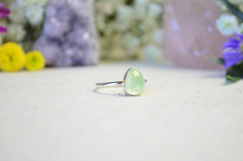 Prehnite Stacking Ring (Size 7)